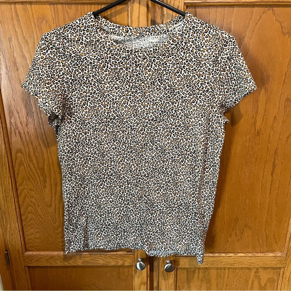 Banana Republic Animal print t shirt - Picture 2 of 4